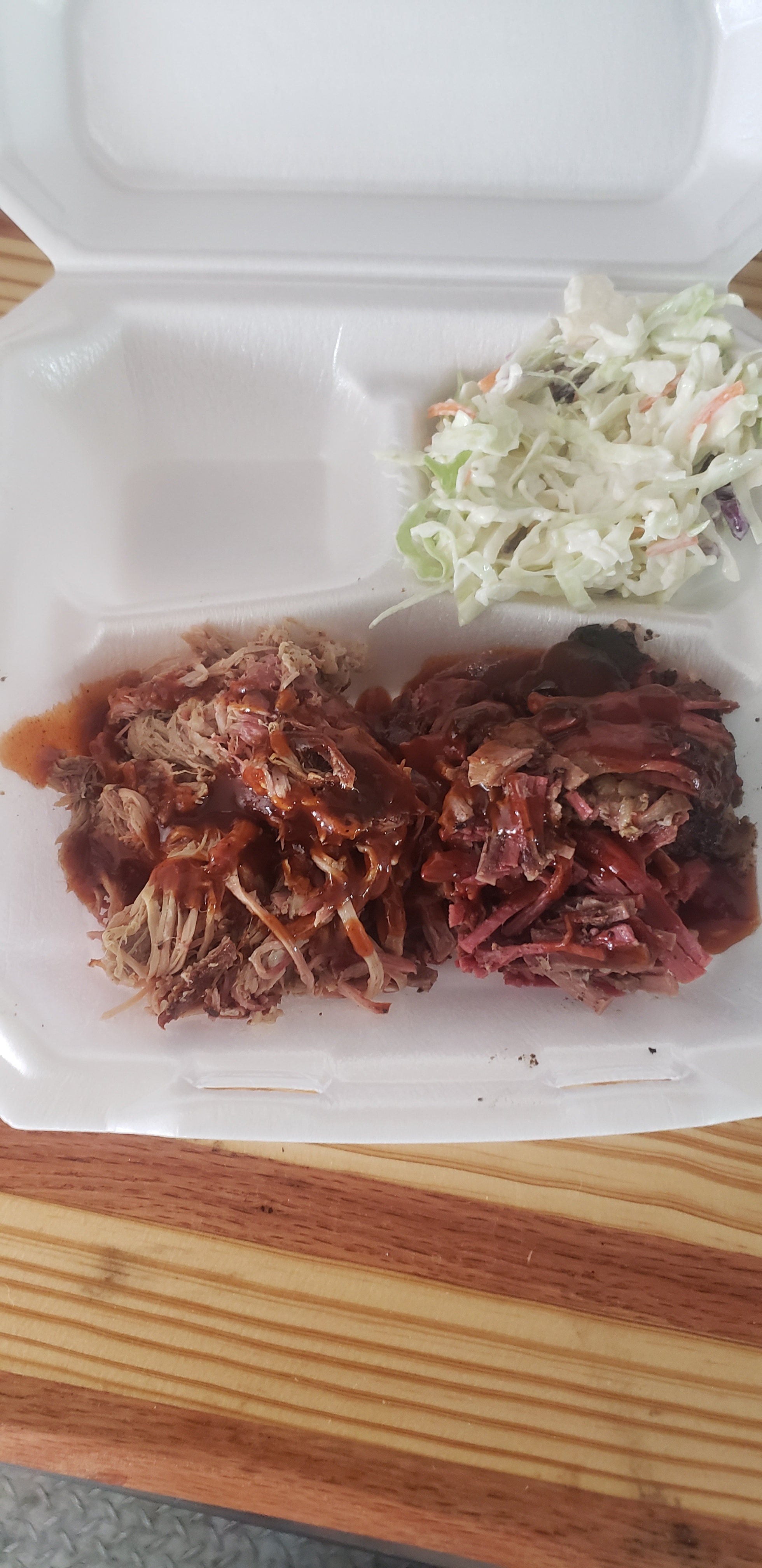 2 Meat Plate- Pulled Pork, Brisket, Cole Slaw, Mac and 